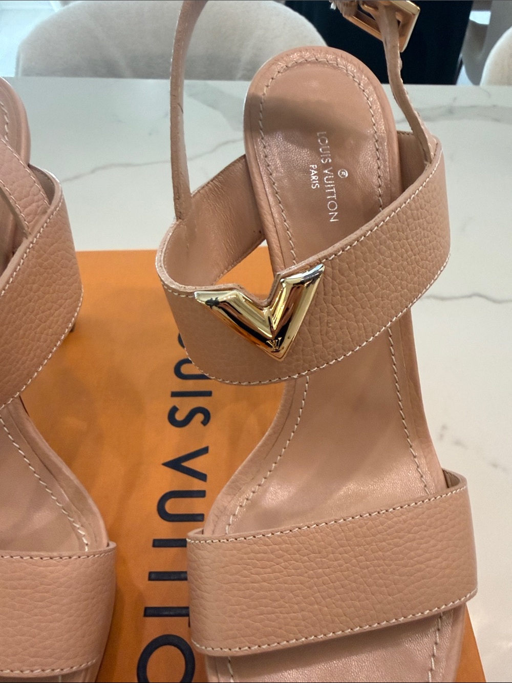 Louis Vuitton Beige Leather V-strap Platform Sandals with Gold V Accent - Picture 3 of 8
